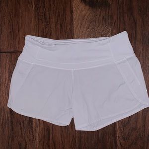 LULULEMON🌟🌟 run times shorts 4”